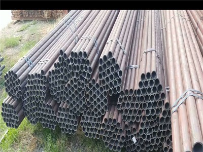 大量供應大口徑高壓合金管42CrMo無縫厚壁小口徑合金管量大優(yōu)惠