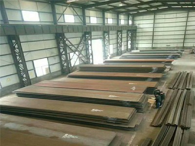 廠家供應(yīng)中厚鋼板 nm400耐磨板 高強(qiáng)板 鋼板切割 工程機(jī)械鋼板
