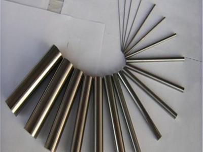 廠家細(xì)小實(shí)心鋼針磨尖304/303不銹鋼圓棒短鋼柱兩頭倒角折彎鉆孔