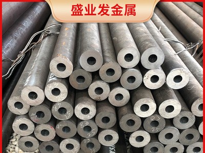廠家供應(yīng)現(xiàn)貨20#無(wú)縫管 大口徑 小口徑20#無(wú)縫鋼管 可切割
