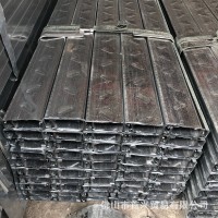佛山廠家批發(fā)鍍鋅c型槽屋頂檁條熱鍍鋅C型鋼100*35鋼構廠房Z型鋼